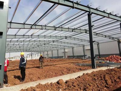 China Het lassen galvaniseerde geprefabriceerde lichte staalworkshop bouwend lichte de structuurbouw van het maatstaal Te koop