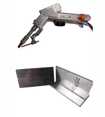 China Industrial Handheld Welding Head Fiber Laser Source With Customized Cable Length for sale