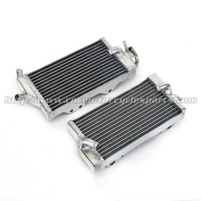 China Cooling HONDA CR250 Radiator Hand Welded And Polished Finish for sale