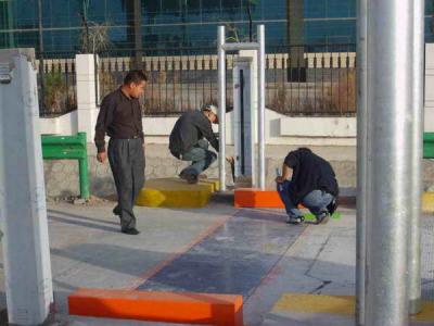 China Permanent Onboard Truck Axle Scales For Toll Station Standard Dynamic Controller for sale