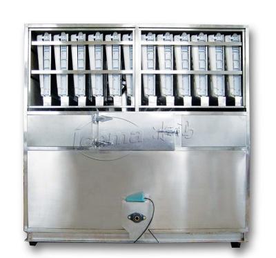 中国 Industrial Ice Cube Machine Power Supply 220V/50Hz Ice Cube Size 22*22*22mm 販売のため