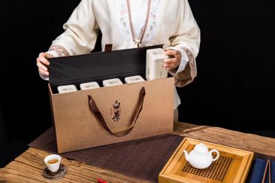 中国 中国アンジの起源の高山のまれな緑の白い茶ギフト用の箱の特別なギフトの新しい茶のばねのアンジの白い茶最初盗品 販売のため
