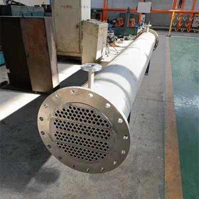 China Evaporador tubular del cambiador de calor del titanio del grado 2 del tantalio para la planta de la urea en venta