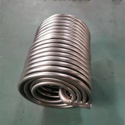 China Bobina de tubo de titanio personalizada para el tratamiento del agua del intercambiador de calor en venta