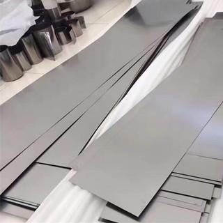 Κίνα Πλυμένο οξύ φύλλο κραμάτων τιτανίου ASTM F136 400mm 1000mm για ιατρικό προς πώληση