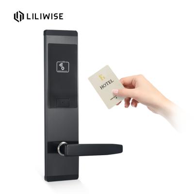 China Smart Screen Swipe Card Keyless Entry Hotel Zinc Alloy Door Locks for sale