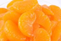 China O fruto rico da tanjerina da vitamina C no xarope pesado mantém seus olhos brilhantes à venda
