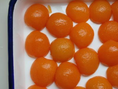 Китай Здоровье законсервировало половины абрикоса, вкус оптовых консервов естественный и вкус продается