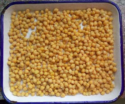 China Net Weight 567g Cooking Canned Chickpeas In Water Easy Open Lid For Salads for sale