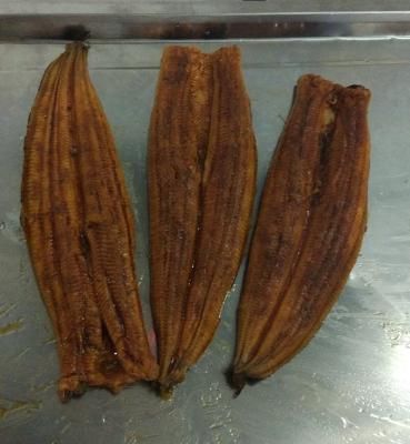 Chine Anguille rôtie assaisonnée congelée par Kabayaki délicieuse du Japon Unagi à vendre