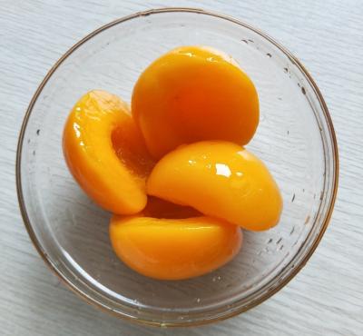 China pêssego do amarelo da lata de 425g/15 onça xarope claro/pesado nenhuns preservativos à venda