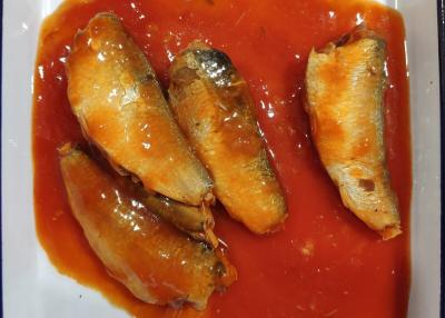 Chine Le label de papier/bidons imprimés 425g a mis en boîte des sardines en sauce tomate à vendre