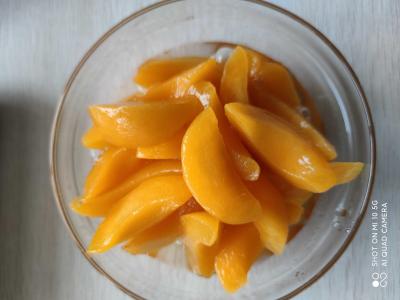 Китай Питательное 425g 567g законсервировало персик отрезает в сиропе продается