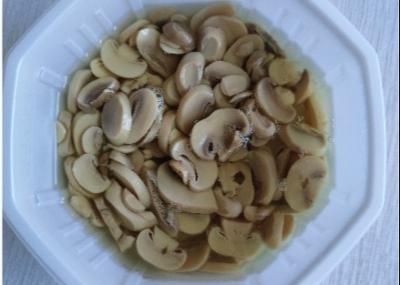 China Cogumelos cortados enlatados prontos para comer do OEM do cogumelo à venda