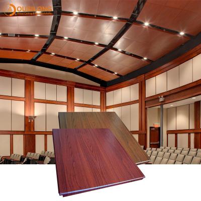 Chine Agrafe en aluminium/en aluminium suspendue ignifuge dans le panneau de plafond acoustique en métal de couleur en bois de plafond à vendre