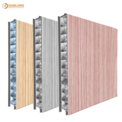 China El panel de aluminio acústico del panal del color de madera para la pared interior 1220×2440m m en venta