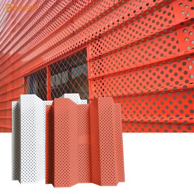 China Painel ondulado do alumínio de grande resistência para a decoração da parede exterior & interior à venda