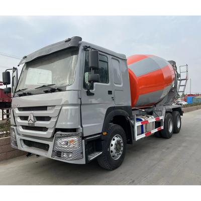 China A bomba montada caminhão 10cbm 12cbm do misturador concreto de HOWO transporta para a venda à venda