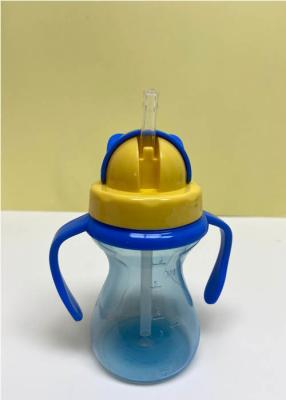 China 6oz Baby Weighted Straw Cup With Flip Lid Customized Logo for sale