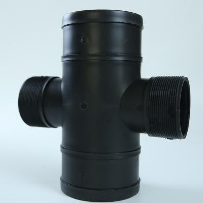 China Fácil de instalar tubo de riego Tee de diámetro variable doble filamento cruzado en venta