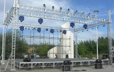 China Multifunction Bolt Concert Stage Truss / On Stage Truss Easy Installation for sale