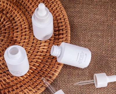 China Essential Serum Milky White 30ml Dropper Bottle PET Plastic for sale