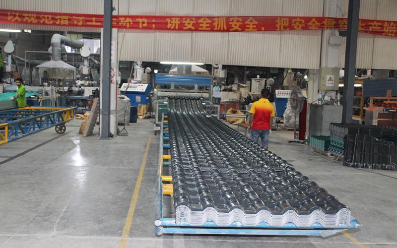Verified China supplier - Foshan Yiquan Plastic Building Material Co.Ltd