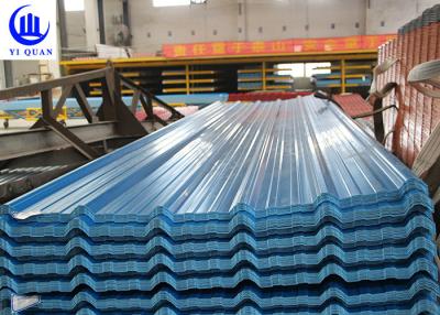 Chine Le PVC en plastique anticorrosion insonorisé a ridé la tuile de toit pour des hangars d'entrepôt à vendre