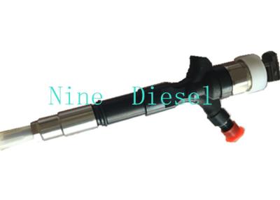 China 2KD Denso Diesel Fuel Injectors 23670-30050 Good Stability OEM Available for sale