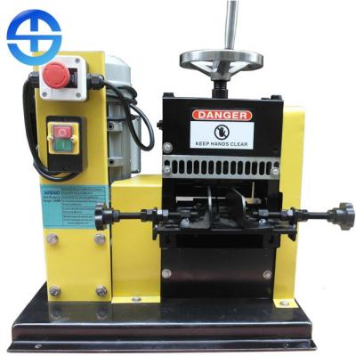 China Máquina de descascamento de cobre automática do cabo bonde de máquina de descascamento da isolação do fio à venda
