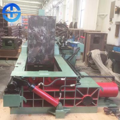 China 135T Pressure Scrap Metal Baler Materials Box 1400*800*700mm for sale