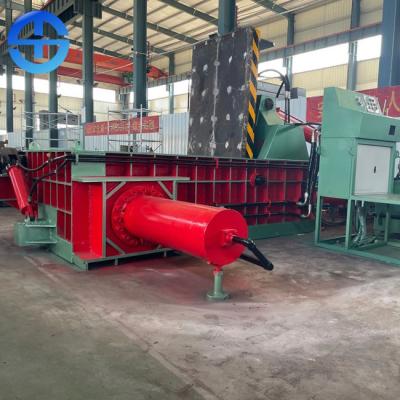 China Vuelque la máquina de la prensa del metal del tamaño 450*450m m de la bala en venta