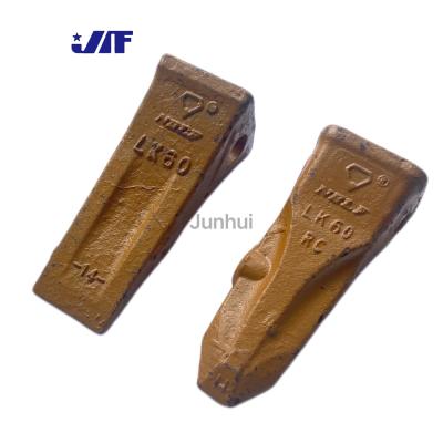 China PC60 Forging Rock Teeth For Excavator Bucket 1.7KG 201-70-24140 for sale
