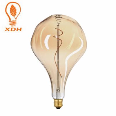China 400lm PS160 Oversize LED Bulb 4W Amber Glass Edison Large LED Filament Bulb for sale
