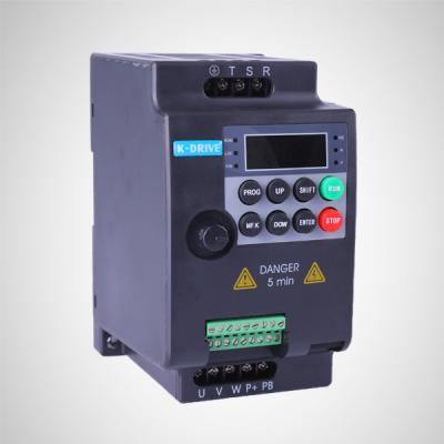 China Practical 0.75KW Three Phase Inverter Single Phase VFD 1HP With LCD Display for sale