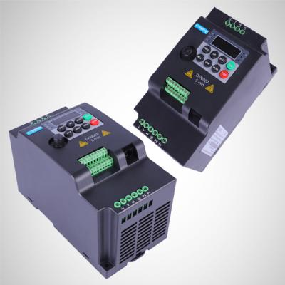 China RS485 Mehrzweck-15KW 3-Phasen-Wechselrichter, praktischer Einphasen-Frequenzumrichter zu verkaufen