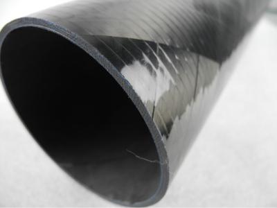 China Druckmaschinen-Strahln-Kohlenstofffaser Faden-gedrehtes Rohr 30 Grad-Wicklungs-Winkel zu verkaufen