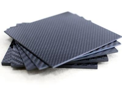 China High Pressure Resistance Carbon Fibre Sheet 2mm - 1.5 Mm X 500mm X 500mm for sale