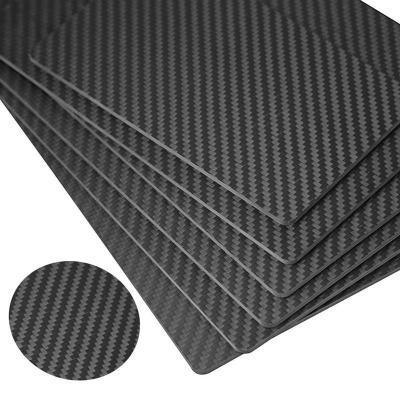 China 0.5mm Ultra Thin Smooth Carbon Fiber Plate Twill Weave Pattern 300x200mm for sale