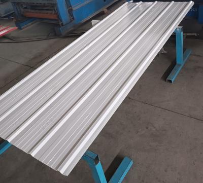 China Regular Polyester PPGI Metal Roof Cladding Corrugated Metal 0.22mm Thickness à venda