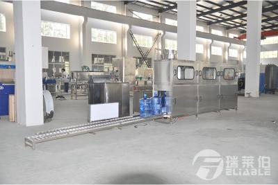 China Auto Plastic Bottle Water Filling Capping Machine 100 BPH One Year Warranty for sale