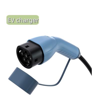 China Portable Electric Vehicle Charger 3.5kw 16A 1.8kg Mobile Ev Charger for sale