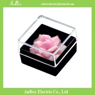 Chine boîte en plastique transparente de poly styrène de 16*16*1cm avec la couverture à vendre