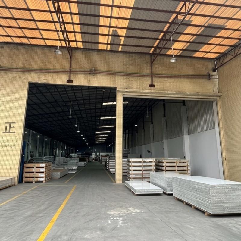 Verified China supplier - Guilinmen (Guangzhou) Aluminum Decoration Technology Co.,Ltd.