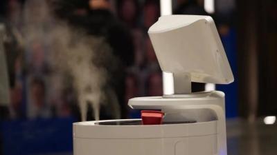 China De automatische UV en Bespuitende Desinfectieai Sterilisatorrobot kon OEM Te koop