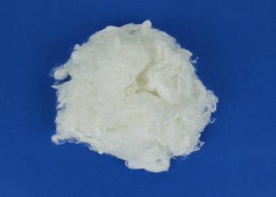 Chine Fibre d'agrafe de la rayonne 1.2D-15D visqueuse pour des matières de rotation/agrégation à vendre
