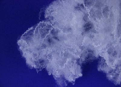 Chine Fibre d'agrafe non-tissée de polypropylène de tapis de 102MM à vendre