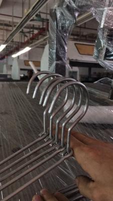 China Automatische Doppel-Invertier-Drahtbügelformmaschine mit 2,2-kW-Motor für effiziente Bügelproduktion zu verkaufen