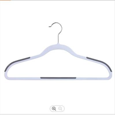 China Hotel Plastic Non Slip Hangers for sale