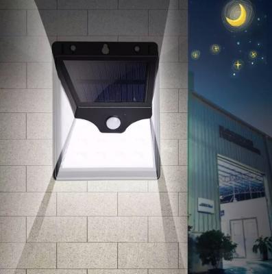China 4100k LED Iluminación de pared con energía solar IP65 impermeable Ultra Brillante en venta